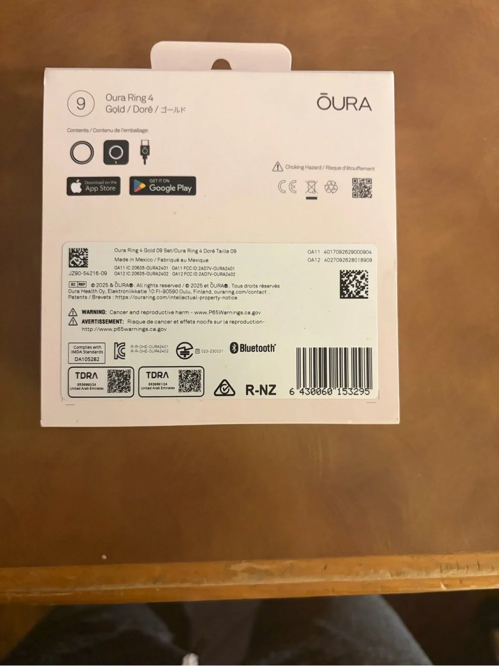 Oura Ring 4 - Gold Smart Ring- size 9 never opened.
